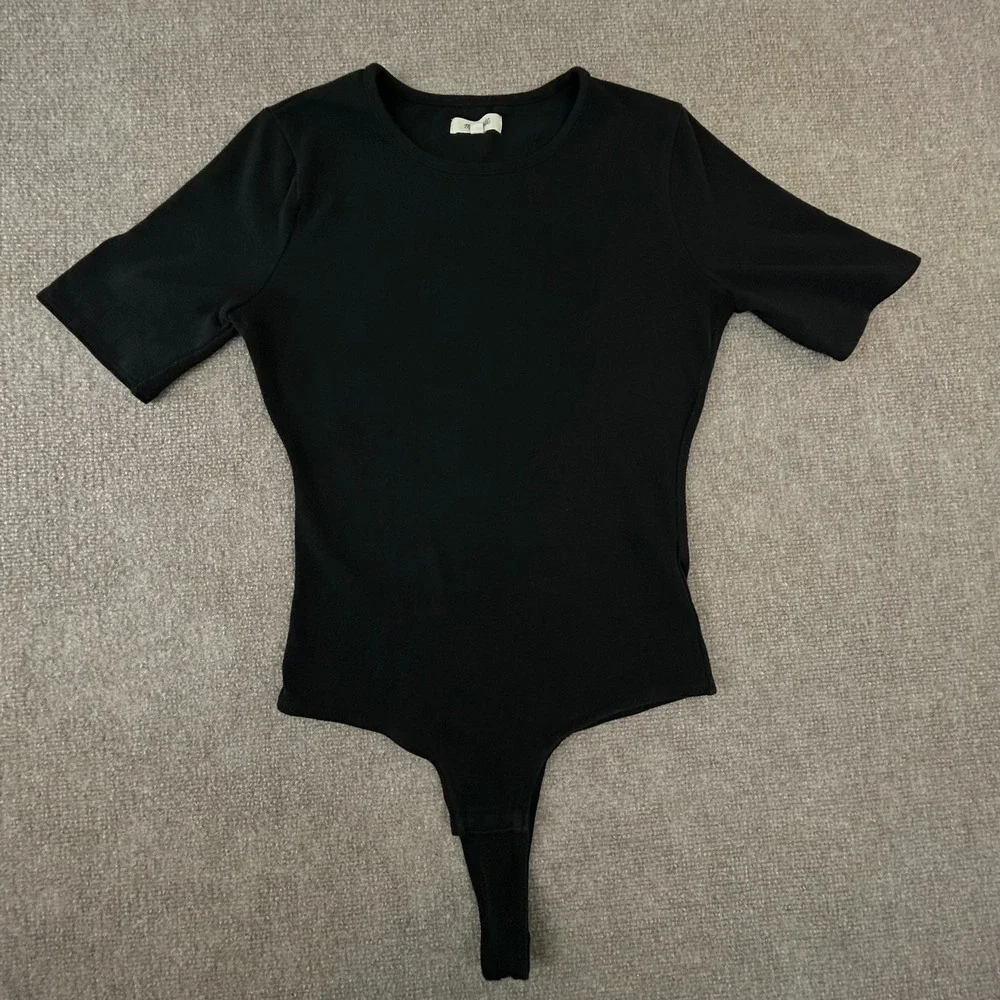 Madewell Bodysuit Womens‎ Medium Black Cotton Stretch Round Neck Short Sleeves